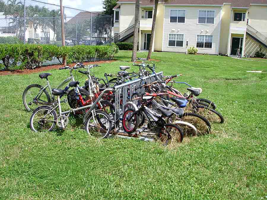 SOUTH BAY PLANTATION Bike Rack
